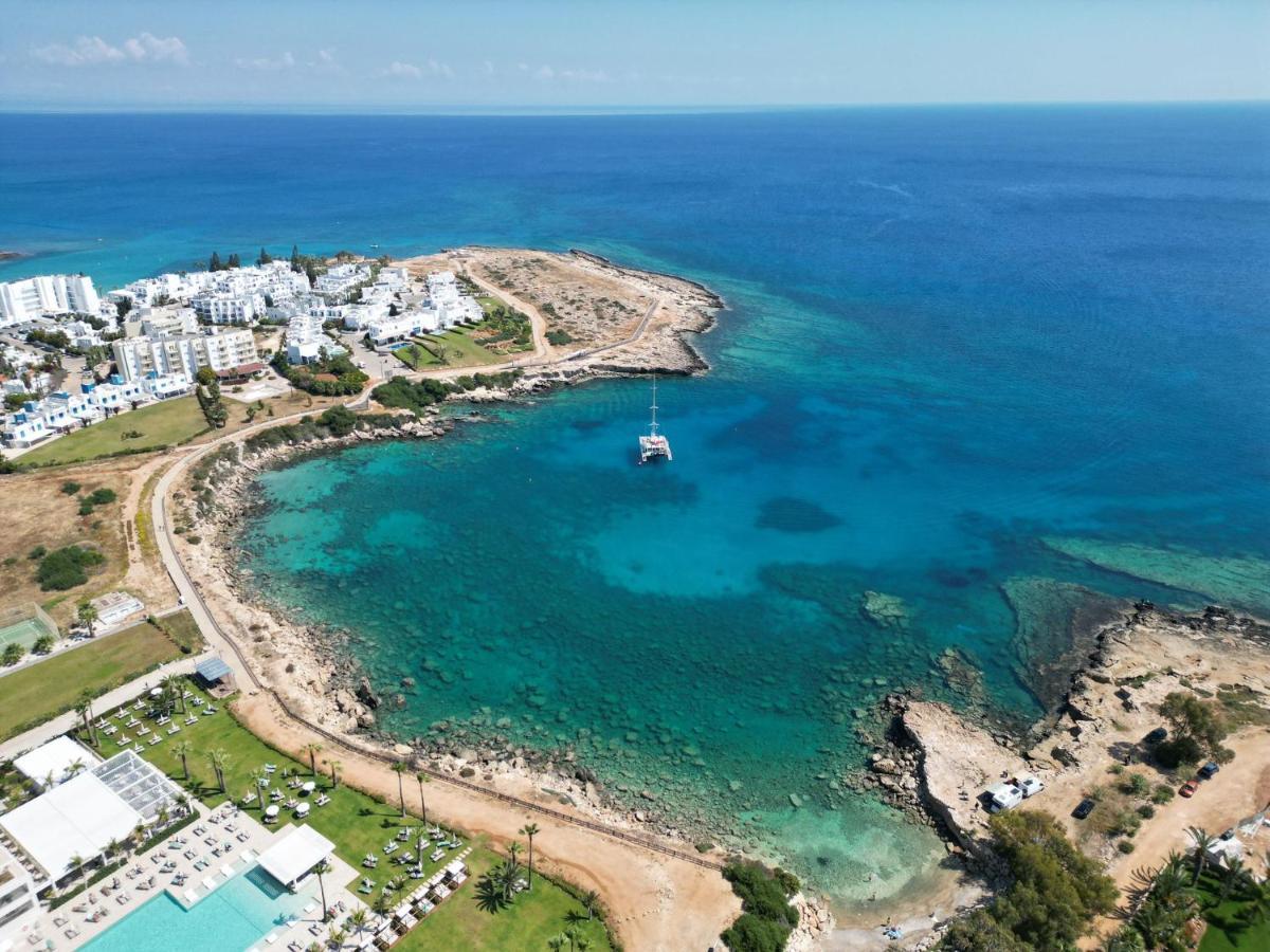 Zoe'S Villa By Turtle Bay โปรทาราส ภายนอก รูปภาพ